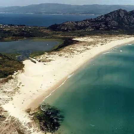 Casa El Faro Lariño
